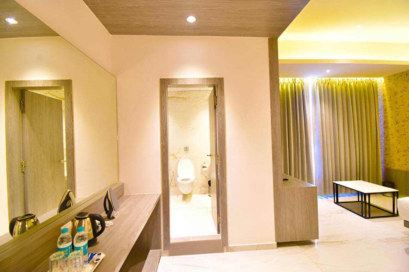 Glitz Hotels La Dahlia - Premium ターネー エクステリア 写真