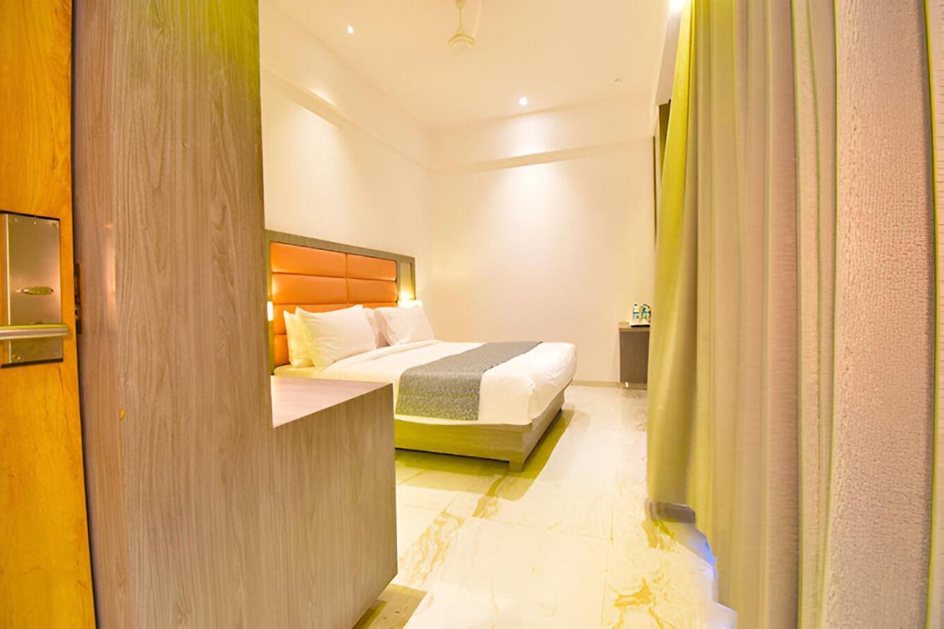 Glitz Hotels La Dahlia - Premium ターネー エクステリア 写真