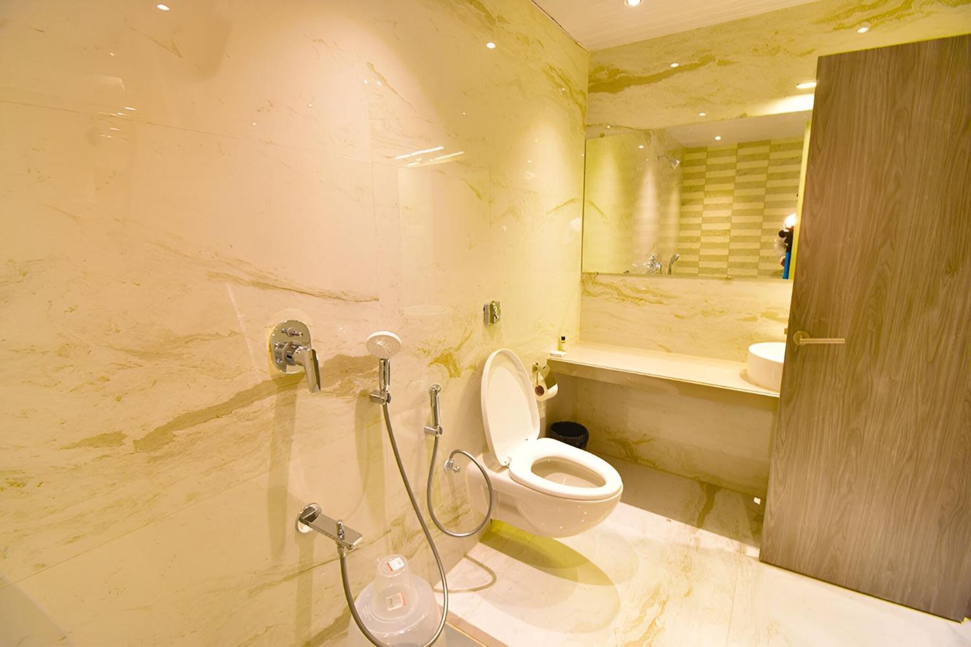 Glitz Hotels La Dahlia - Premium ターネー エクステリア 写真